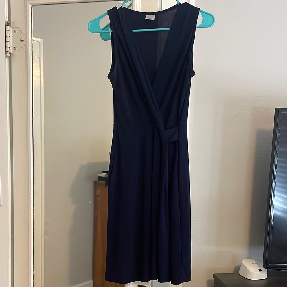Elegant Navy Sleeveless Dress